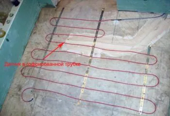 Датчик в гофрированной трубке