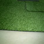 Укладка искусственной травы в фитнес-зале