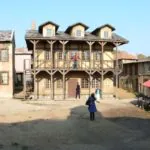 Производство и поставка декораций под нужды творческих проектов