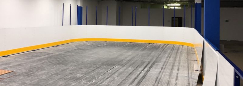Хоккейная коробка в ТЦ «Старт», г. Москва