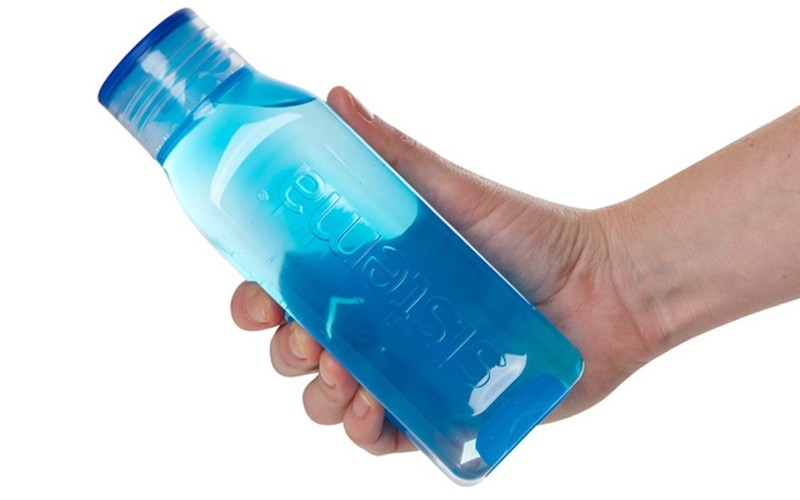 Пластиковая вода безопасна для питья