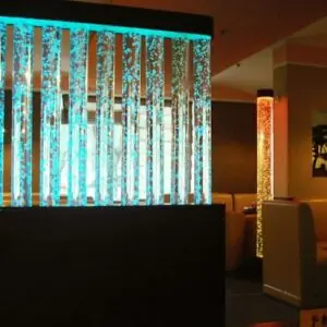 Колонна с пузырьками в дизайне интерьера