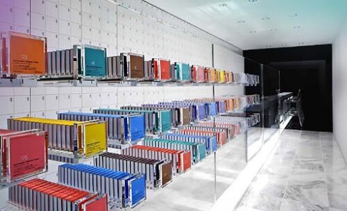 стеллажи из акрила и поликарбоната