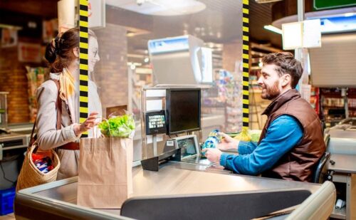 защитные экраны из пластика для кассы