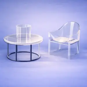 Современные прозрачные мебельные с элементами из труб из поликарбоната