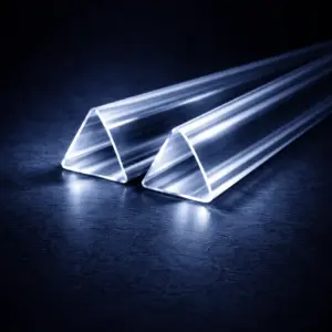 Треугольные акриловые стержни - прозрачные